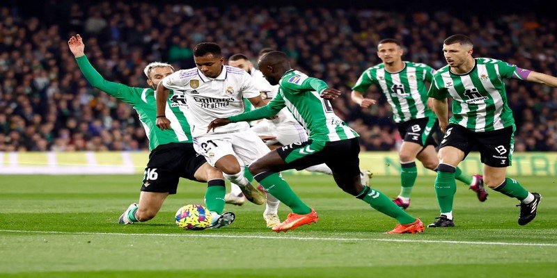 Soi kèo Real Betis vs Real Madrid tại giải La Liga